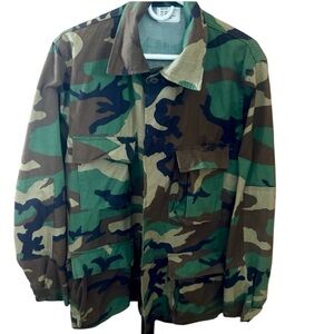 1980s US Army Woodland Camo BDU Jacket Sz M Long Military Field Coat Streetwear